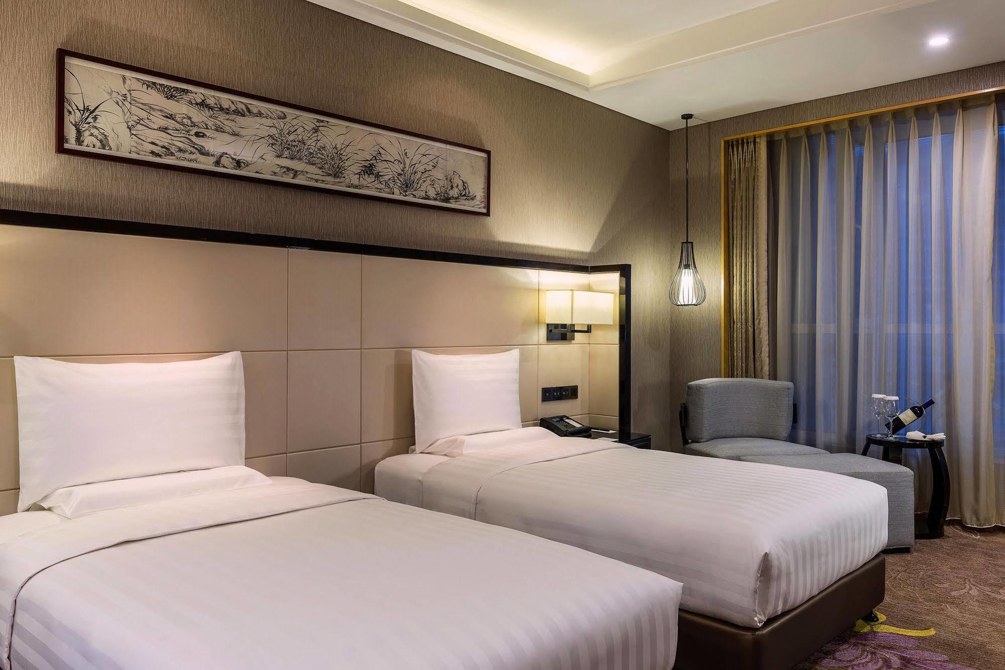 Hotel Pullman Qingdao Ziyue Zewnętrze zdjęcie